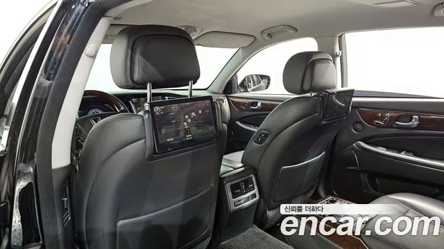 Hyundai Equus 2015 — фото 19
