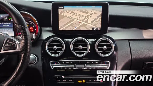 Mercedes-Benz C-Class 2018 — фото 14