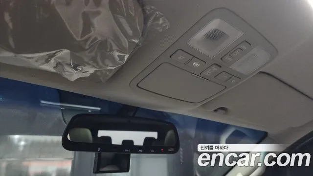 Hyundai Starex 2020 — фото 16