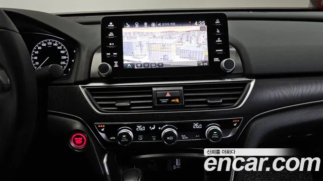 Honda Accord 2018 — фото 13