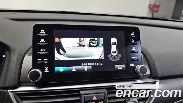 Honda Accord 2018 — фото 14