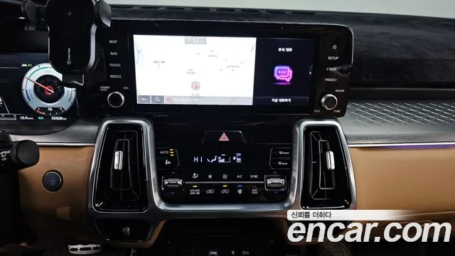 Kia Sorento 2021 — фото 13