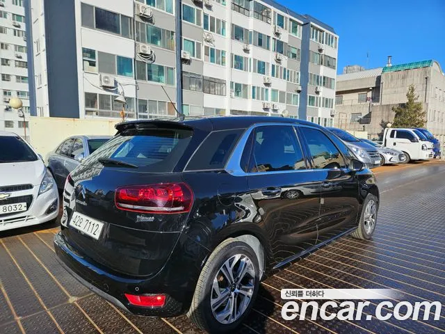 Citroen-DS C4 Picasso 2015 — фото 6