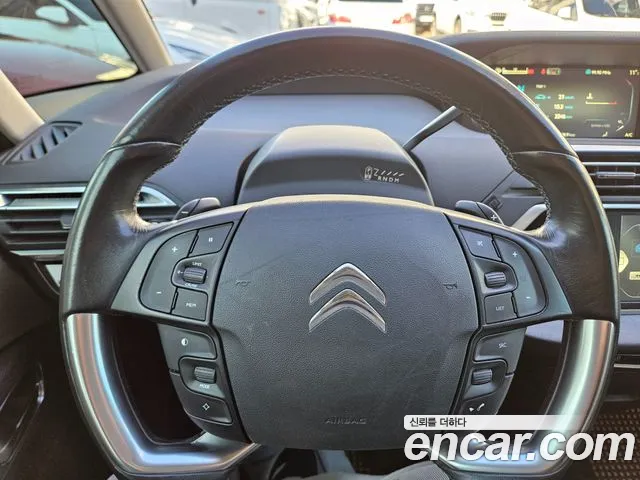 Citroen-DS C4 Picasso 2015 — фото 18
