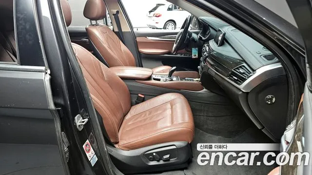 BMW X6 2015 — фото 10