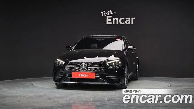 Mercedes-Benz E-Class 2023 — фото 3