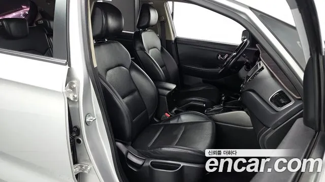 Kia Carens 2015 — фото 10