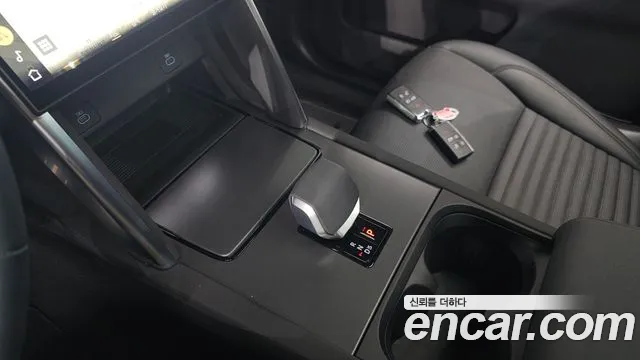 Land Rover Discovery Sport 2025 — фото 8
