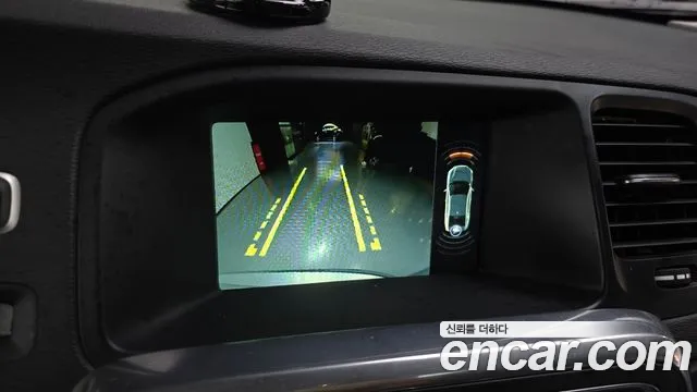 Volvo S60 2016 — фото 16
