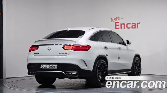 Mercedes-Benz GLE-Class 2018 — фото 2