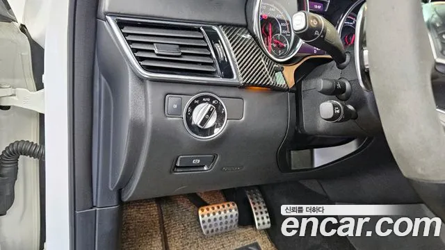 Mercedes-Benz GLE-Class 2018 — фото 16