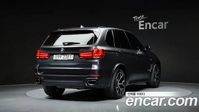 BMW X5 2018 — фото 2