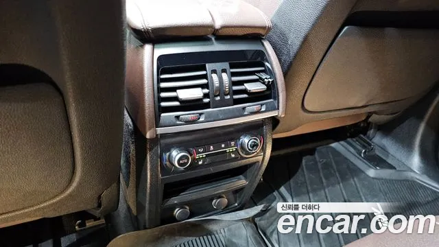 BMW X5 2018 — фото 18