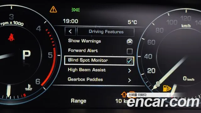 Land Rover Range Rover Sport 2016 — фото 16