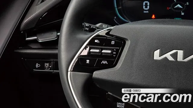 Kia Niro 2022 — фото 17