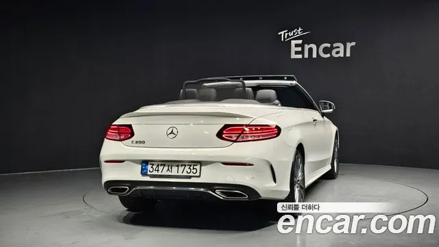 Mercedes-Benz C-Class 2023 — фото 4