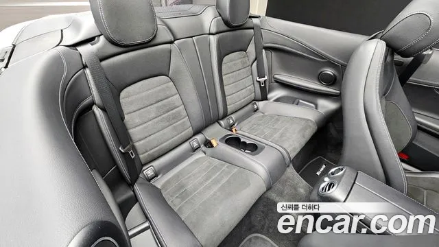 Mercedes-Benz C-Class 2023 — фото 11