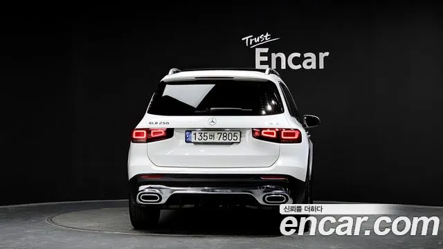 Mercedes-Benz GLB-Class 2022 — фото 4
