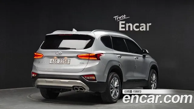 Hyundai Santafe 2019 — фото 2