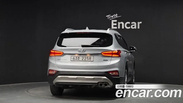 Hyundai Santafe 2019 — фото 4