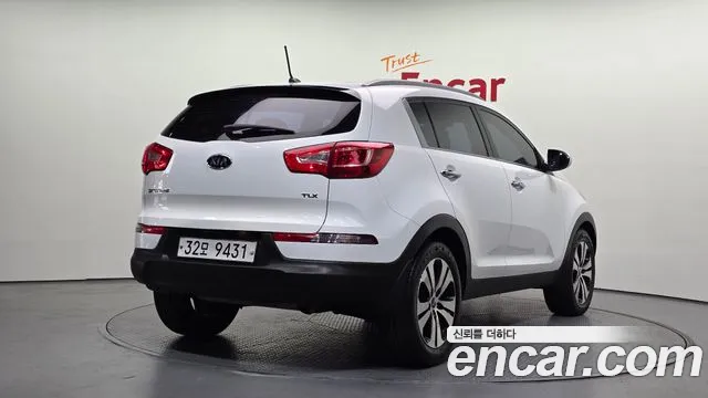 Kia Sportage 2012 — фото 2