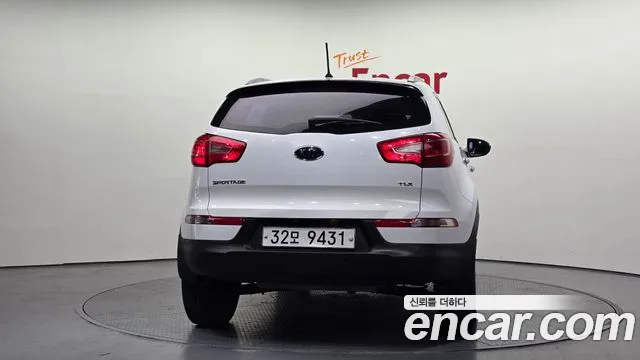 Kia Sportage 2012 — фото 4