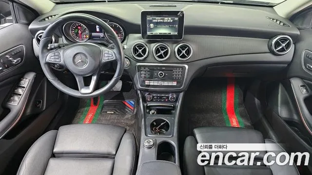 Mercedes-Benz GLA-Class 2018 — фото 7