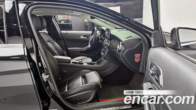 Mercedes-Benz GLA-Class 2018 — фото 10
