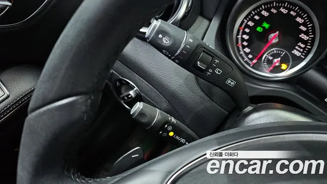 Mercedes-Benz GLA-Class 2018 — фото 18