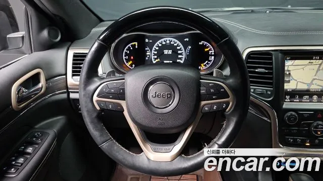 Jeep Cherokee 2017 — фото 14