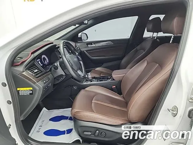 Hyundai Sonata 2018 — фото 11