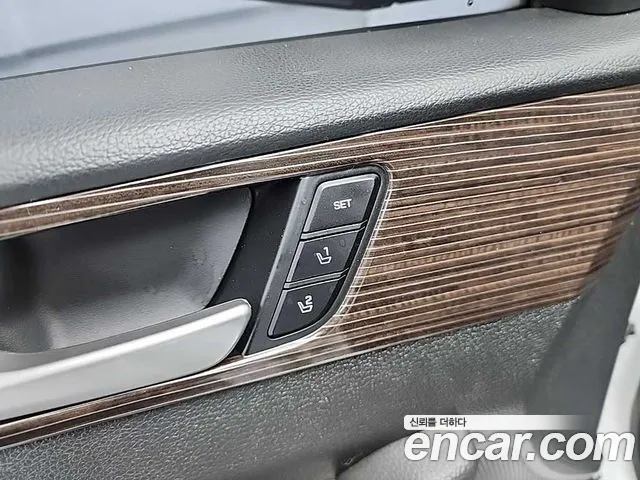 Hyundai Sonata 2018 — фото 19
