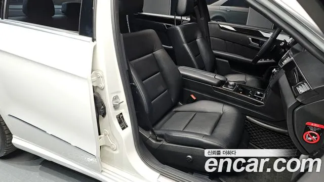 Mercedes-Benz E-Class 2013 — фото 10