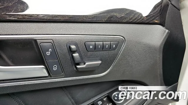 Mercedes-Benz E-Class 2013 — фото 19