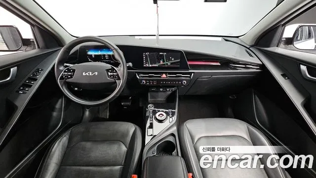 Kia Niro 2023 — фото 7