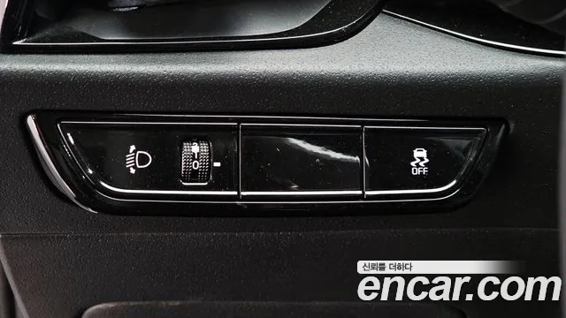 Kia Niro 2023 — фото 14