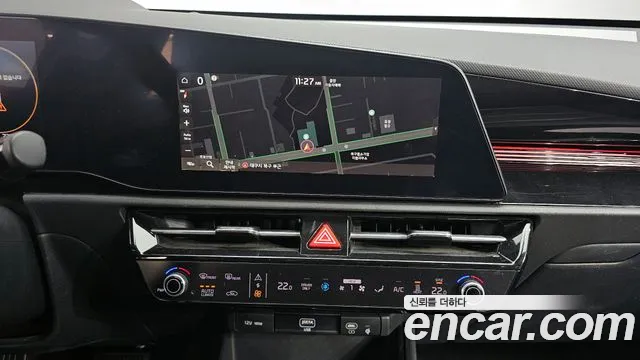 Kia Niro 2023 — фото 15