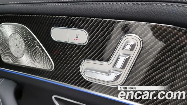 Mercedes-Benz GLE-Class 2025 — фото 19