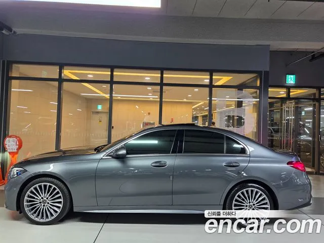 Mercedes-Benz C-Class 2022 — фото 3