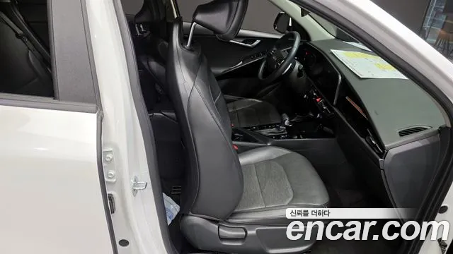 Kia Niro 2022 — фото 12