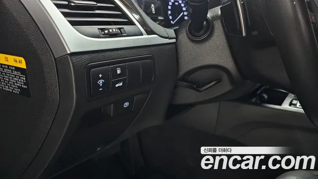 Hyundai Genesis 2016 — фото 19