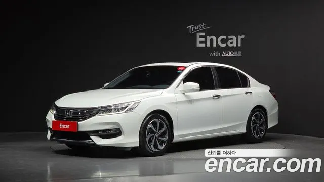 Honda Accord 2017 — фото 1