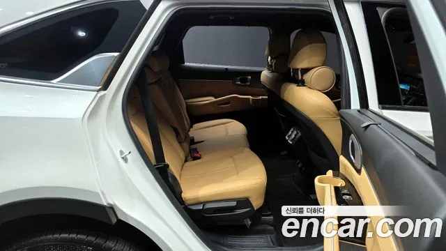 Kia Sorento 2023 — фото 12