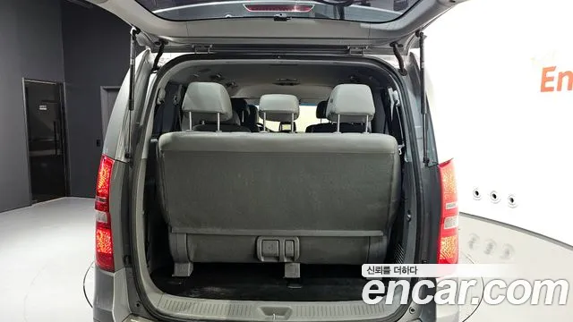 Hyundai Starex 2019 — фото 20