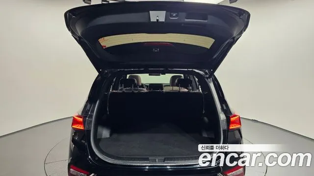 Hyundai Santafe 2020 — фото 20