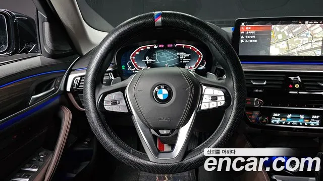 BMW 5-Series 2023 — фото 13