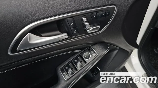 Mercedes-Benz GLA-Class 2019 — фото 17