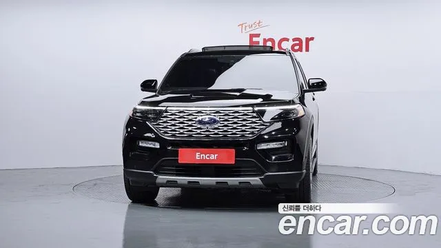 Ford Explorer 2023 — фото 3