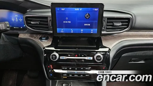 Ford Explorer 2023 — фото 15
