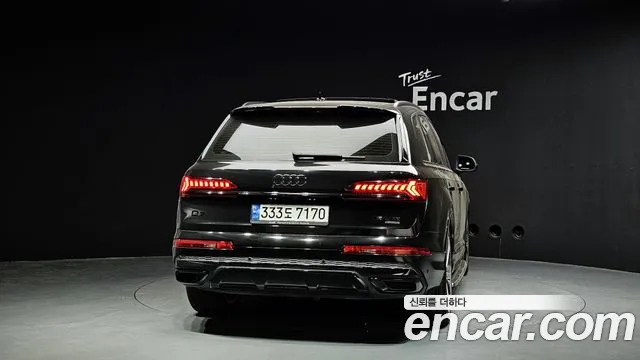 Audi Q7 2022 — фото 4